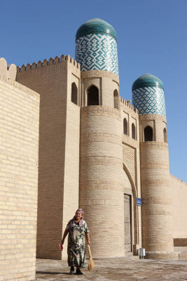 Khiva, Kuhna Ark entrance