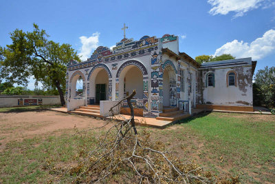 Mapoch, near Siyabuswa, Ndbele traditional paintings