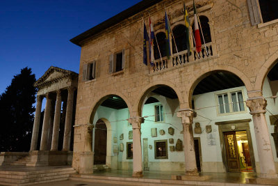 Pula, Temple of Augustus and Town Hall