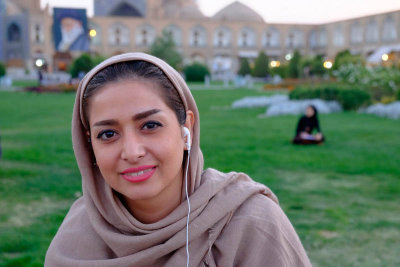 Esfahan, young beauty at Nasqh-e Jahan Square