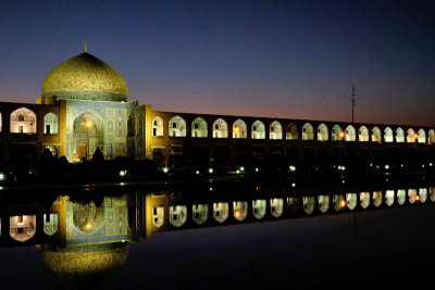 Esfahan, Masjed-e Sheikh Lotfollah in Nasqh-e Jahan Square