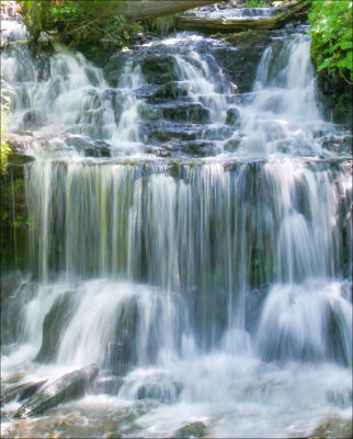 Waterfall 2098.jpg
