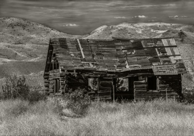 See Through Barn 7769 bw-2.jpg