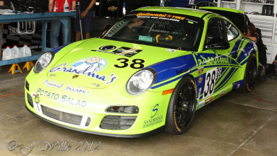 BGB Motorsports Porsche Carrera