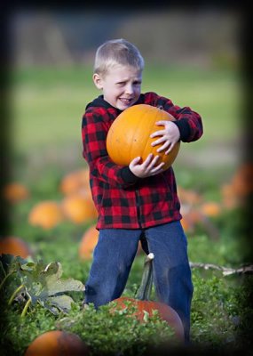 5 Years old - Pumpkin Patch (Oct 2013)