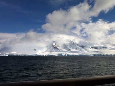 Low-hanging Clouds in Antarctica