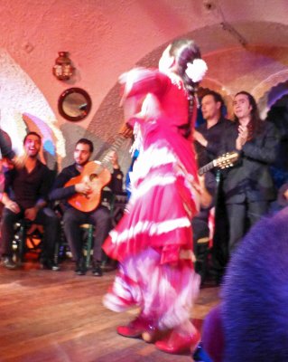Performers at Tablao Cordobes Flamenco