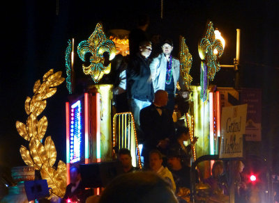 Luke Bryan is Grand Marshal of the Endymion Parade