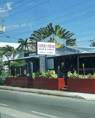 Lone Star Bar and Grill, Grand Cayman