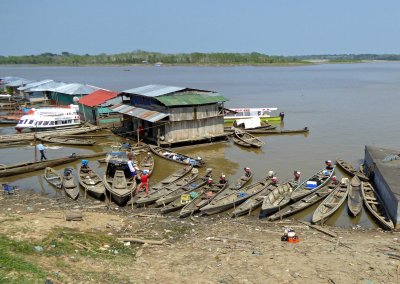 Dugout Canoes still Plentiful on the Amazon