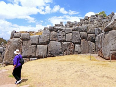 Stones are among the Largest used for Building in Pre-hispanic Americas
