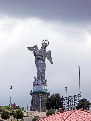 The 148 ft Tall Madonna of Quito is made of 7,000 Pieces of Aluminum