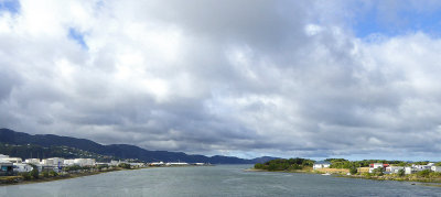 Crossing the Hutt River in the South of North Island, NZ