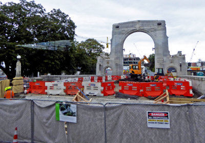 Construction around the Bridge of Remembrance since 2011 Earthquake in Christchurch