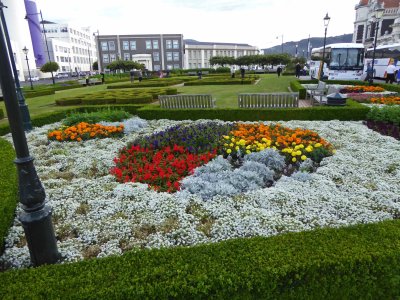 Gardens in front of Dunedin Railway Station
