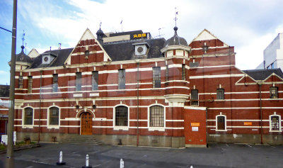 1897 Dunedin Women's Prison is now a Backpacker's Hostel