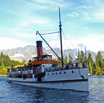 The TSS Earnslaw is a 103 year old Steamship