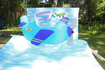 Plane photo booth set-up