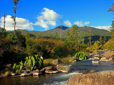 Pico Duarte desde Las Lagunas en Azua y Valle Del Tetero