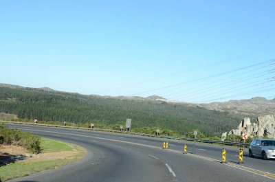 THE ROAD FROM CAPETOWN TO DE KELDERS