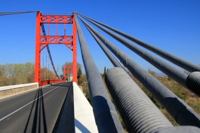 Pont sur lHrault.jpg