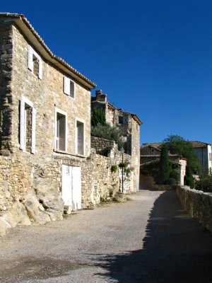 Menerbes