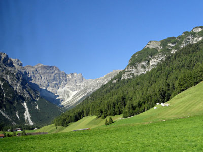 Day 2 - to Portjoch Pass (2030 m)