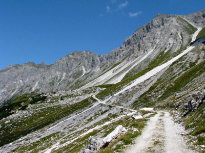 Day 3 -  to the mountain hut Tribulaunhutte (2063 m)