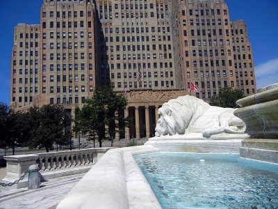 Buffalo City Hall and Niagara Square - DSCN2029