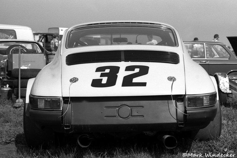 ... Porsche 911 S