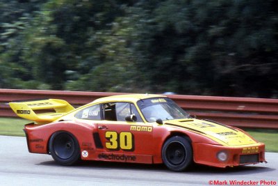 ....Porsche 935