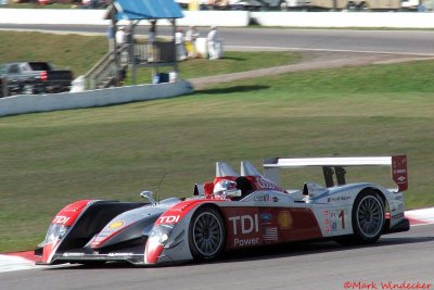 ..RINALDO CAPELLO Audi R10 TDI  