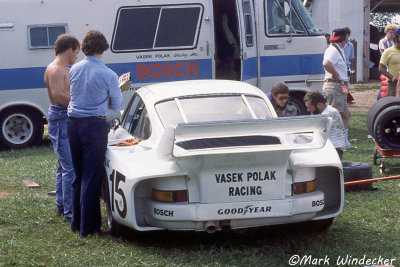 PORSCHE 935