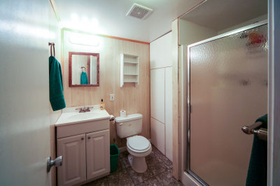 Cabin Bathroom.jpg