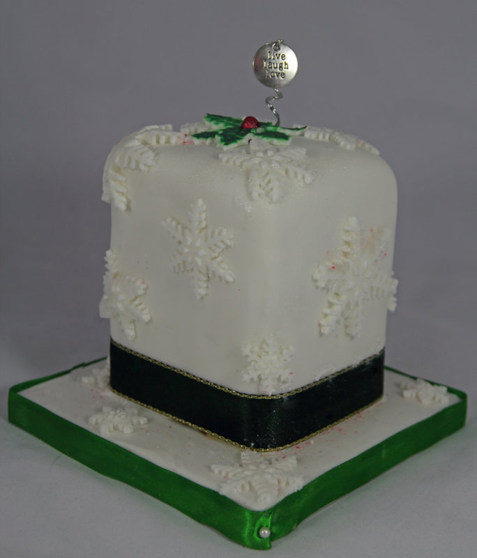 Last Christmas cake