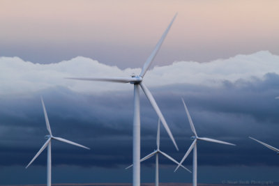 WINDFARMS IN SOUTH CENTRAL IDAHO.jpg