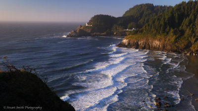 Heceta Head Lighthouse and Keepers home - Oregon Coast 2016.jpg