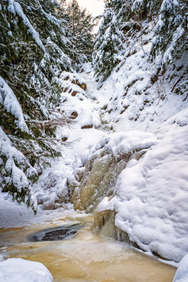 Morgan Falls under snow