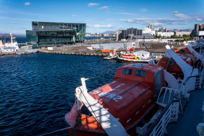 Leaving Reykjavik