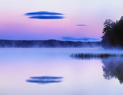 Early light on Mirror lake