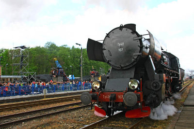Locomotive / Lokomotywa Ty42 107