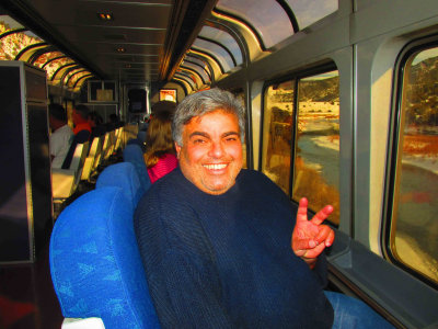 L'artiste dans le train par la rivire Colorado  Antonio DE MORAIS  2014.jpg