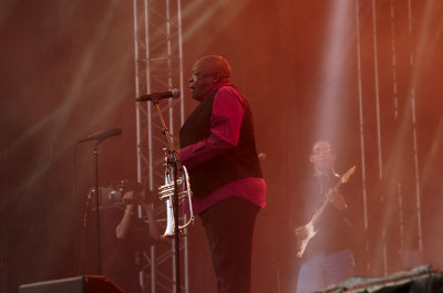 Hugh Masekela4.jpg