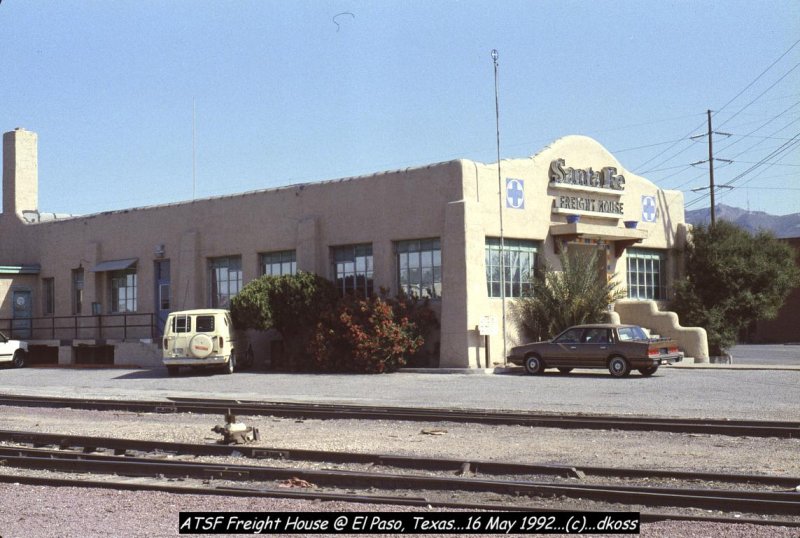 El Paso ATSF Freight House 002.jpg