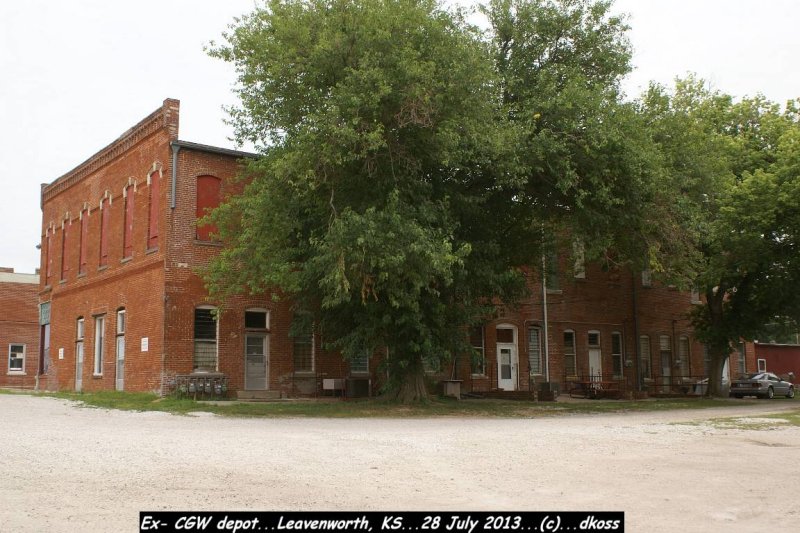 Ex- CGW Leavenworth Depot 002.jpg