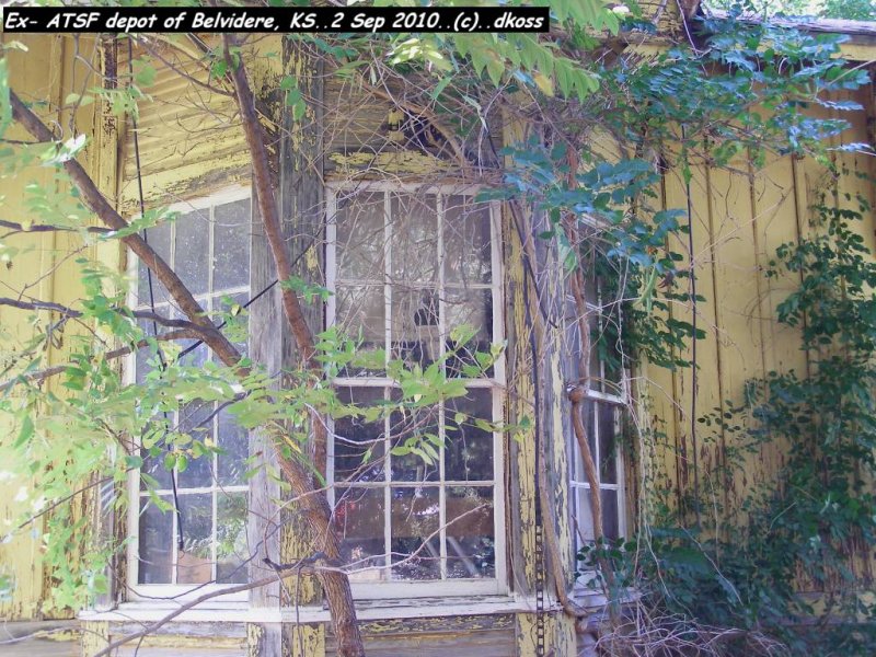 Ex- ATSF depot of Belvidere KS 007.jpg