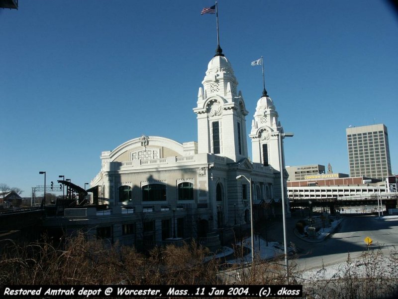 Amtrak Depot  Worcester MA 003.jpg