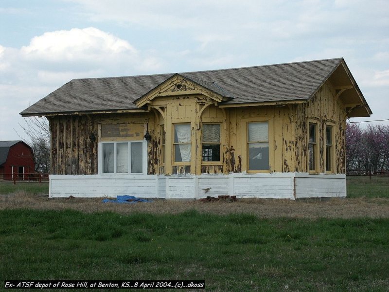Ex- ATSF depot of Rose Hll KS-005.jpg