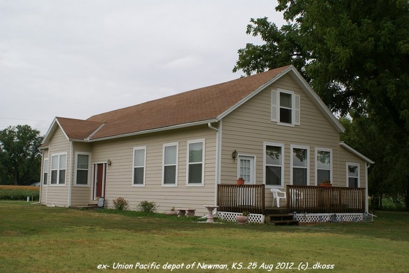 Ex- UP depot of Newman KS 002.jpg