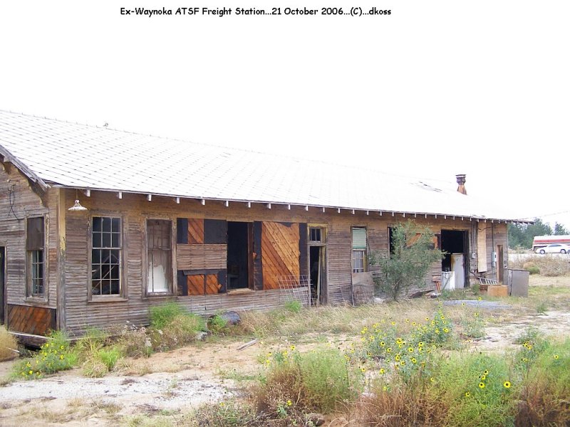 Waynoka ATSF Freight Station 003.jpg